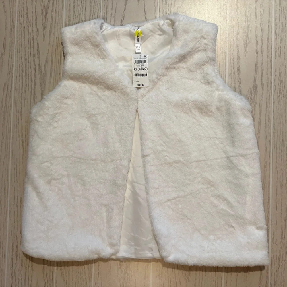 Epic Threads Girls‎ Size XL 18/20 White Faux Fur Vest NEW